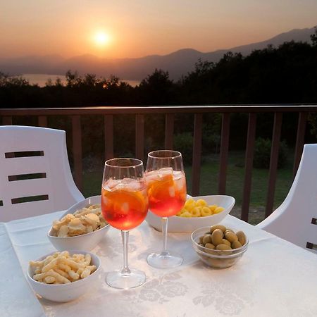 Casa Fellini Villa San Zeno di Montagna Buitenkant foto