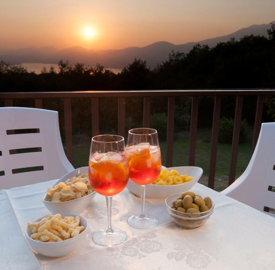 Casa Fellini Villa San Zeno di Montagna Buitenkant foto